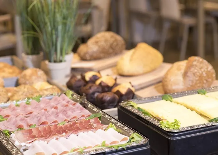 Szálloda Court Garden 4*