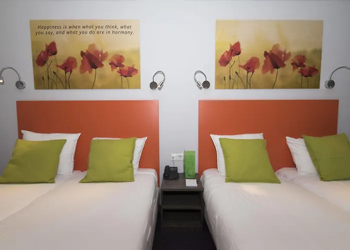 Court Garden Szálloda