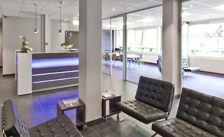 Hotel Court Garden 4*