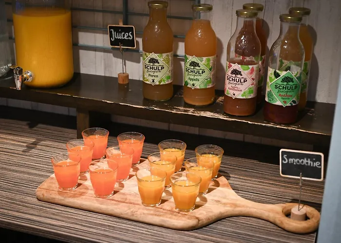 Hotel Court Garden 4*