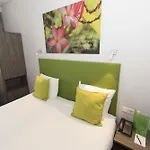 Court Garden Hotel