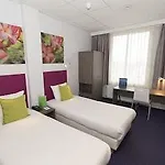 Hotel Court Garden 4*